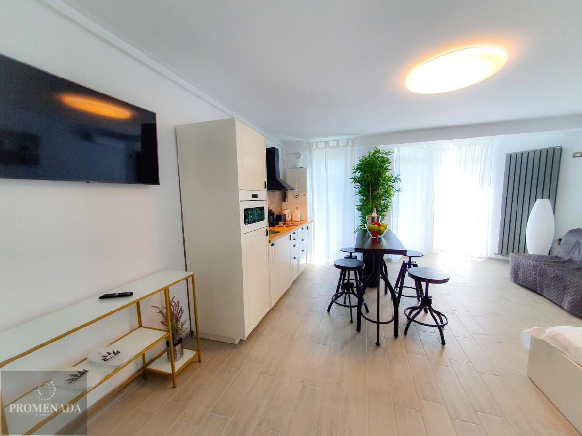 Coral Aparthotel Pool & Spa Mamaia Nord Navodari Luaran gambar