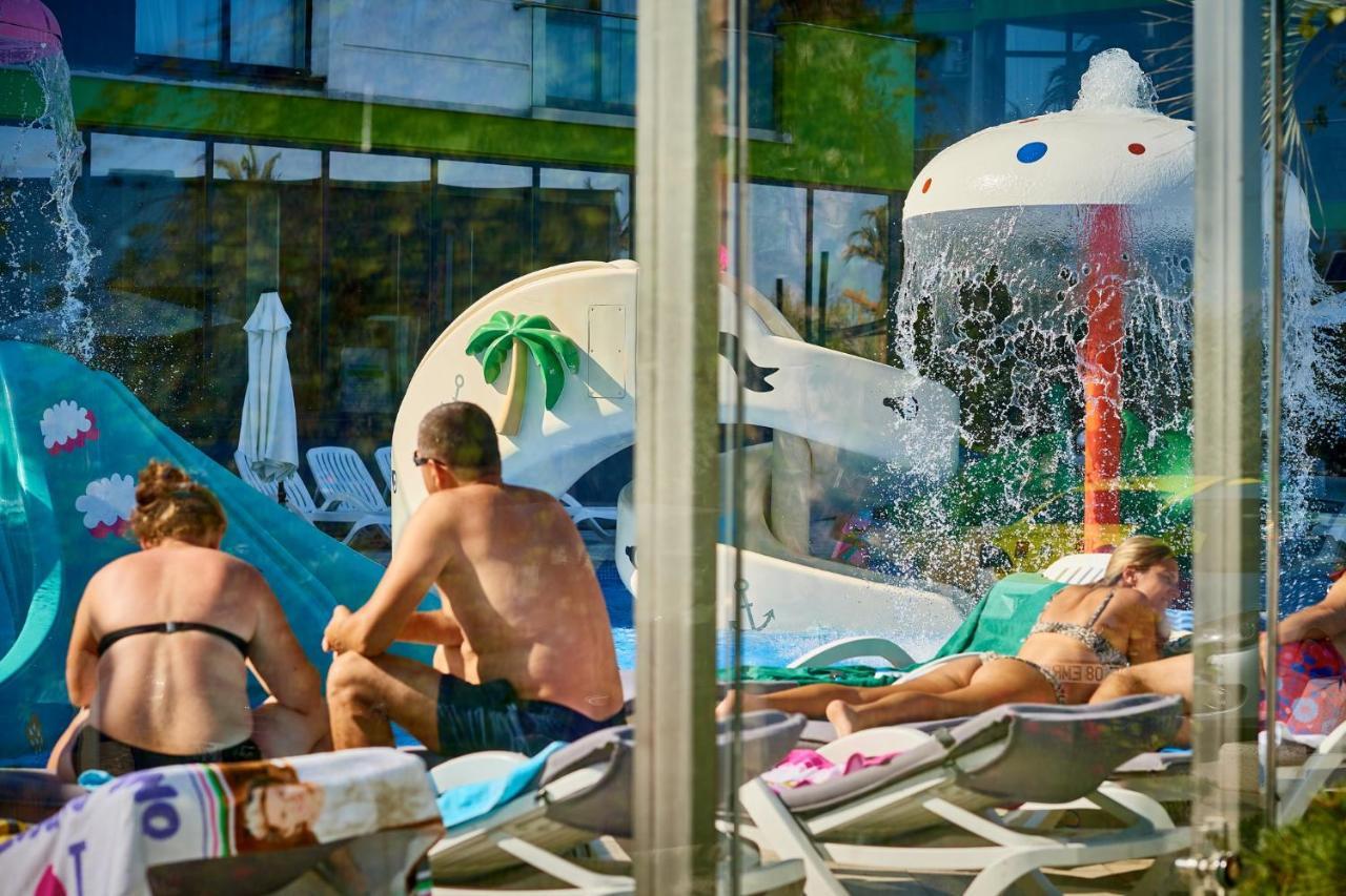 Coral Aparthotel Pool & Spa Mamaia Nord Navodari Luaran gambar